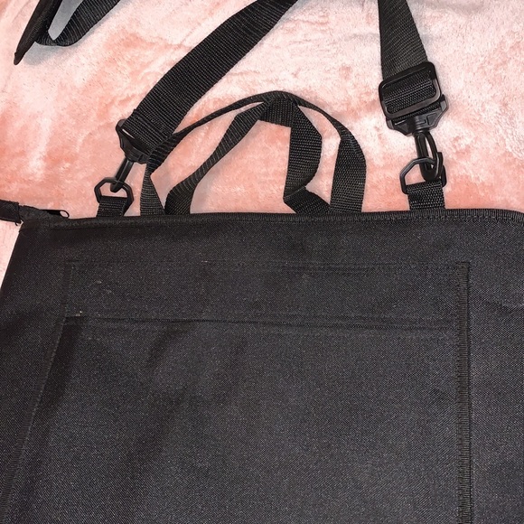 Brand NEW Black Scrapbooking/Craft Portable Carrier w/removable shoulder strap - Picture 3 of 9